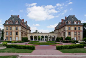 Cité Universitaire - Week-end Romantique Paris - Maison Lavaud Paris